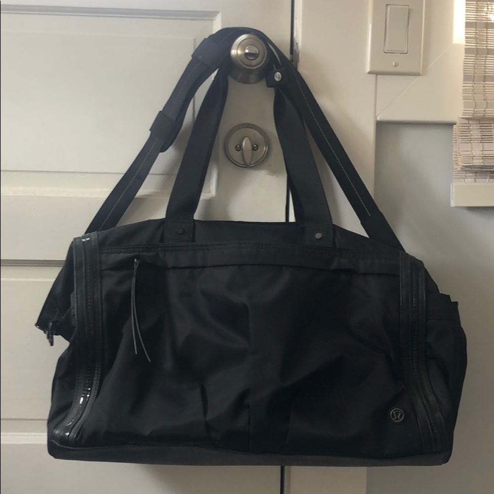 Lululemon gym bag